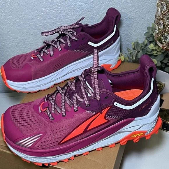 Altra Women's Olympus 5 Trail Running Shoes -W 8.5. Never Worn- 🆕 - Picture 4 of 9